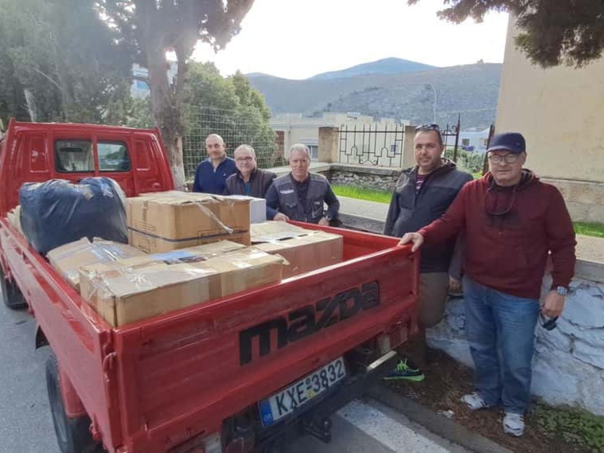 Δεκάδες κιβώτια αγάπης από το Επαρχείο Καλύμνου και τους Παλαιούς Προσκόπους στους κρατούμενους των Φυλακών Κω (video)