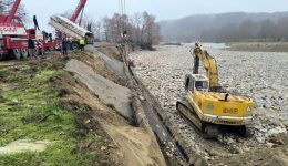 devΑk-oloklirothike-i-paremvasi-stirixis