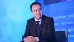 dimitris-papastergiou-i-ellada-echi
