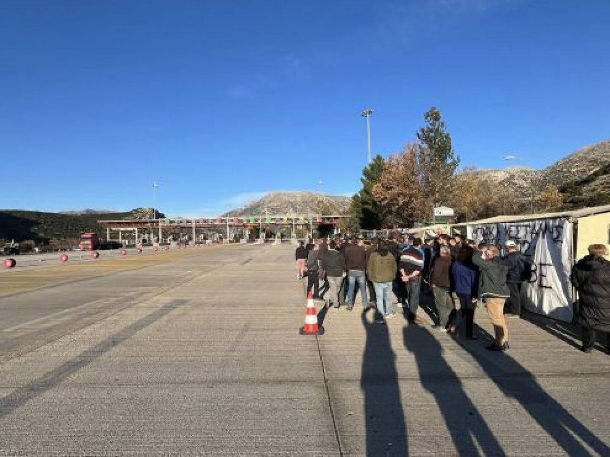 Διόδια Νεστάνης | Αγρότες θα μοιράσουν την Κυριακή μήλα και κρασιά σε ταξιδιώτες!
