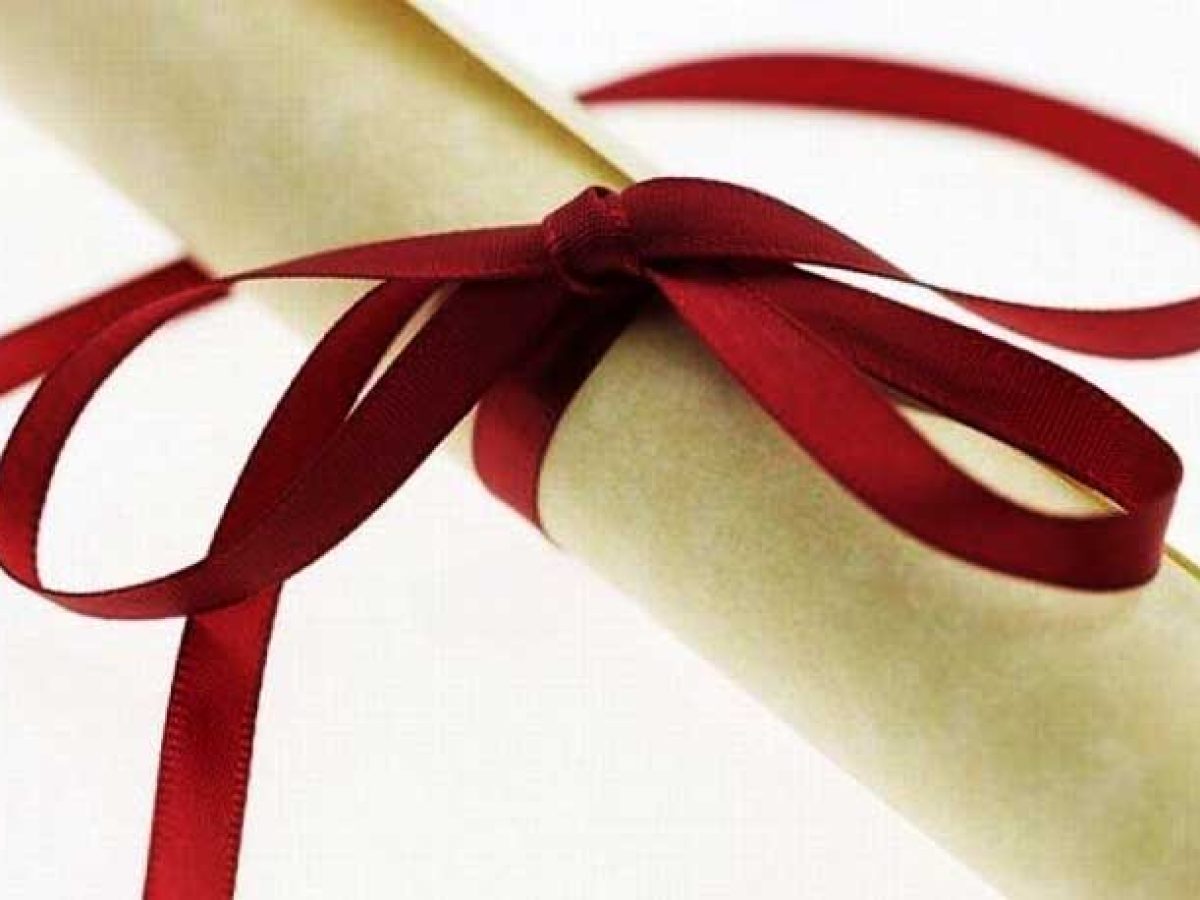 Αύριο η βράβευση των αριστούχων μαθητών Γυμνασίου & Λυκείου Λουτρακίου