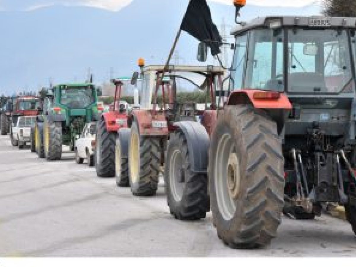 Αγρότες: ανοίγουν η Εγνατία Οδός στο μπλόκο της Κομοτηνής & το τελωνείο των Κήπων και για τα φορτηγά έως και την Παρασκευή