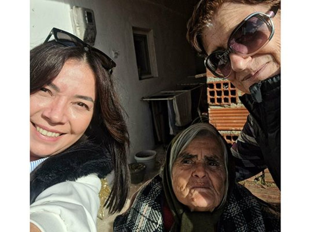 Δώρα στους εξυπηρετούμενους της Πικρολίμνης από τους εργαζόμενους της τοπικής δομής ‘’Βοήθεια στο Σπίτι’’