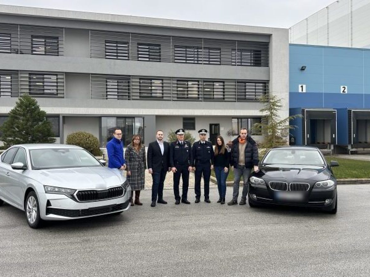 Δωρεά δύο οχημάτων από την εταιρεία «ΕΛΛΗΝΙΚΑ ΓΑΛΑΚΤΟΚΟΜΕΙΑ Α.Ε.»