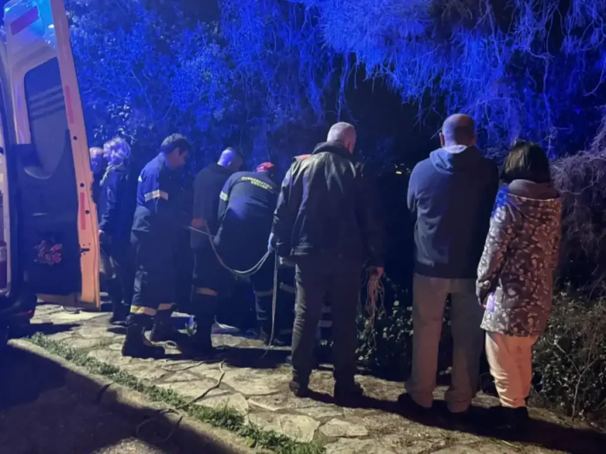 Δραματική επιχείρηση διάσωσης άνδρα από γκρεμό στο Αγρίνιο ΦΩΤΟ – ΒΙΝΤΕΟ