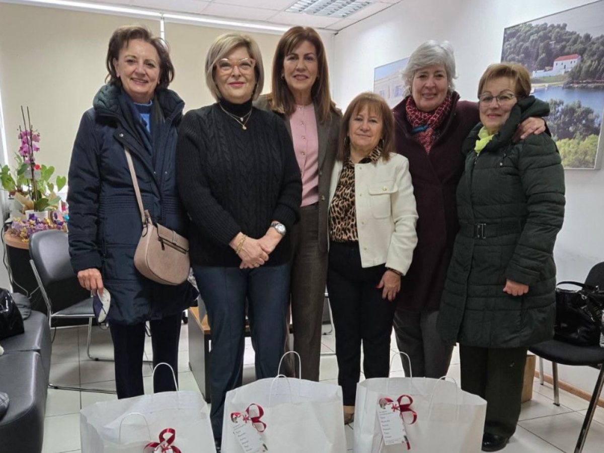 Ευχαριστίες του Inner Wheel Αγρινίου για το χριστουγεννιάτικο bazaar του