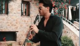 eleftheros-o-mougkopetros-&ndash;-ti