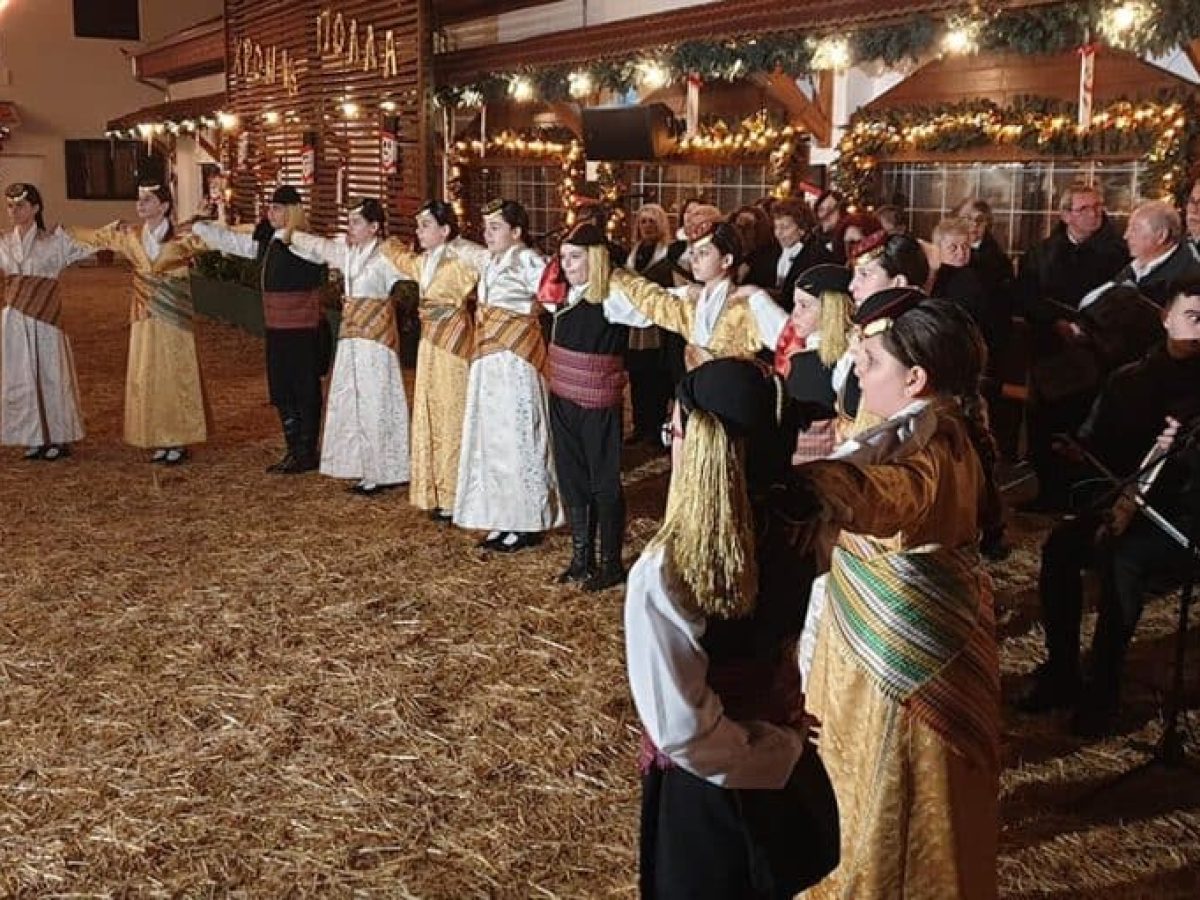 Ένωση Ποντίων Πιερίας: Για μια ακόμη χρονιά στο πλευρό της Εθελοντικής Ομάδας Δράσης Πιερίας στο «Χριστουγεννιάτικο χωριό του κόσμου»