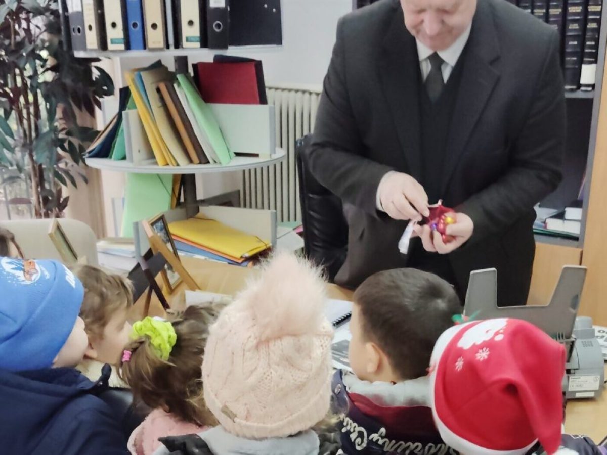 Εορταστικές ευχές του Συλλόγου Πολυτέκνων Αγρινίου και Περιχώρων