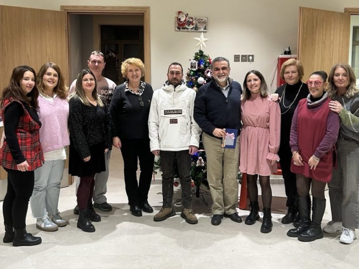 Επίσκεψη Ι. Τσίμαρη στο «Κέντρο για το Παιδί»