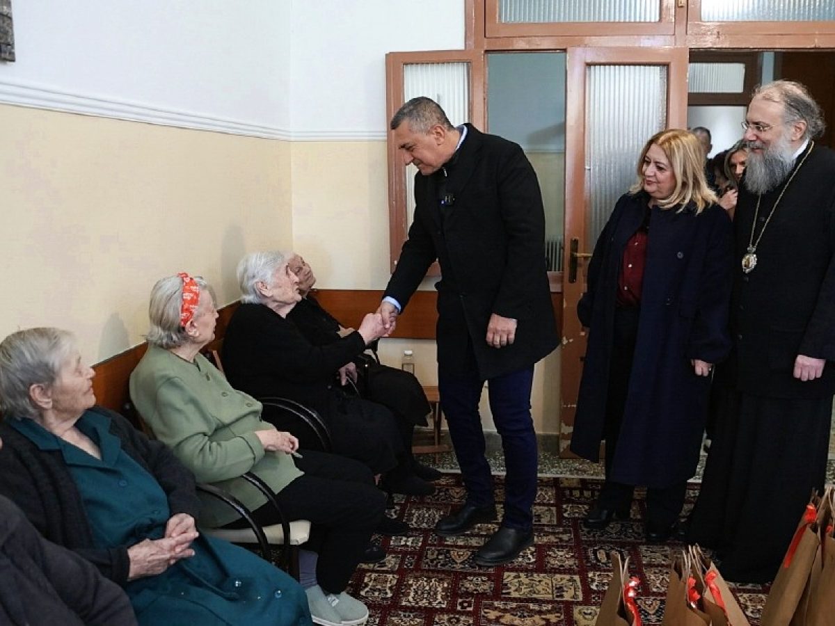 Επίσκεψη Κουρέτα στο Εκκλησιαστικό Γηροκομείο «Άγιος Νικόλαος» στα Μεγάλα Καλύβια (ΦΩΤΟ)