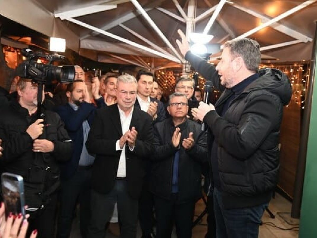 Επίσκεψη του Νίκου Ανδρουλάκη στο Μοσχάτο – Ομιλία με μεγάλη προσέλευση (εικόνες)