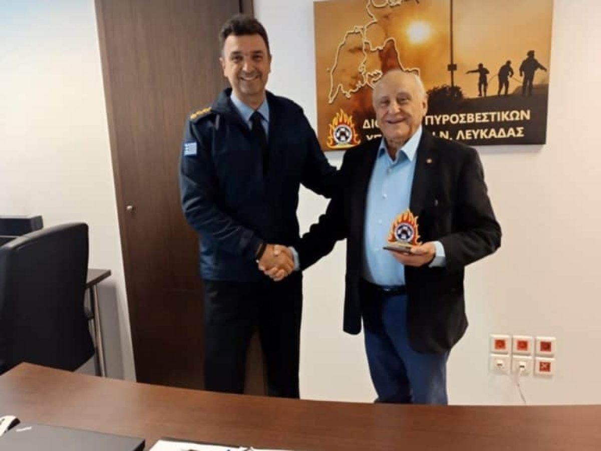Εθιμοτυπικές εορταστικές επισκέψεις του Δημάρχου Λευκάδας σε Νοσοκομείο, Πυροσβεστική και Γηροκομείο