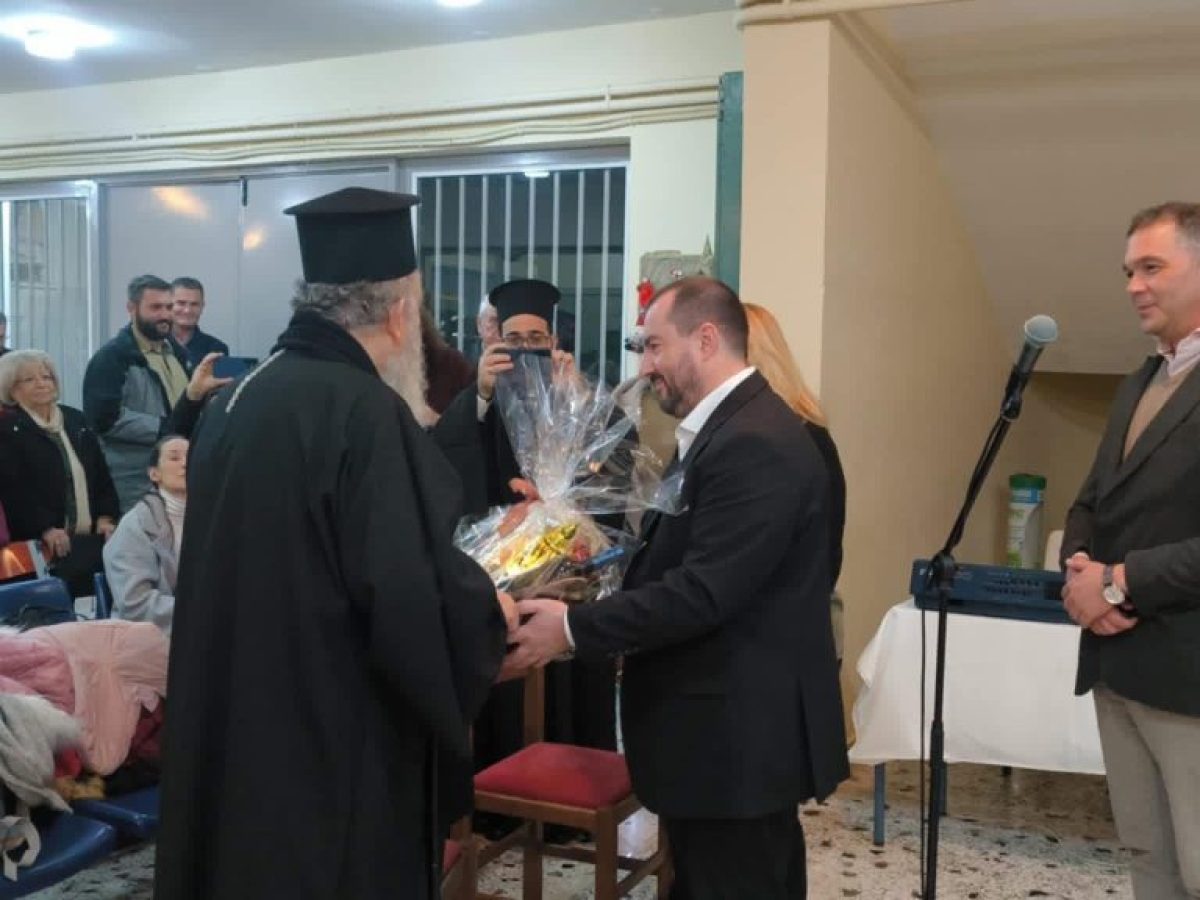 Εύβοια: Στη Χριστουγεννιάτικη γιορτή του Γυμνασίου Γυμνού ο Ευάγγελος Χαϊνάς