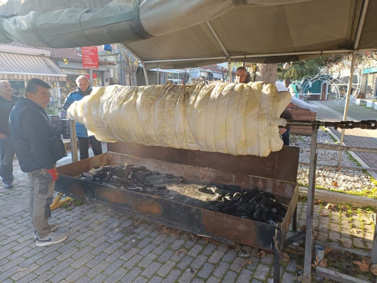 Φέρες: Η μεγαλύτερη σούβλα της χρονιάς γιόρτασε για 13η φορά!