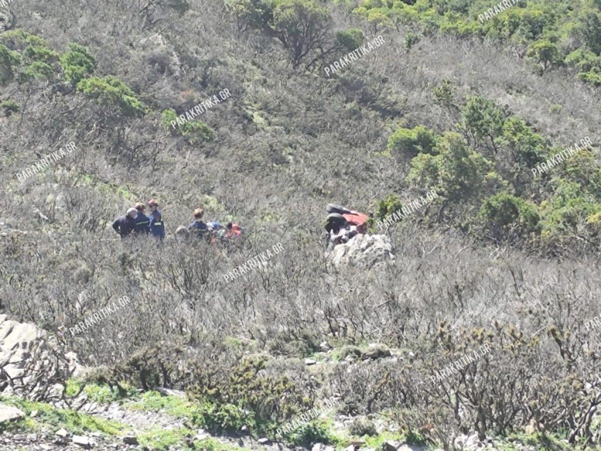 ΦΩΤΟ | Θανατηφόρο τροχαίο στο Σέμπρωνα. Αυτοκίνητο έπεσε σε γκρεμό