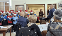 gemato-agapi-ke-fetos-to