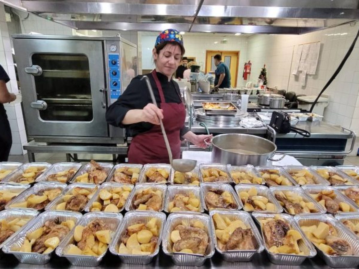 «Γεύματα Αγάπης» !Μια μεγάλη φιλανθρωπική δράση προσφοράς και αλληλεγγύης.