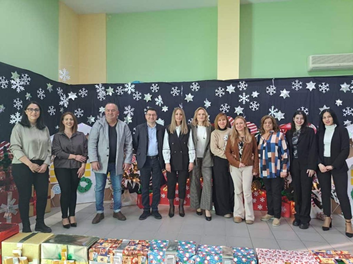 Γιορτές παιδικών σταθμών και κάλαντα μαθητών