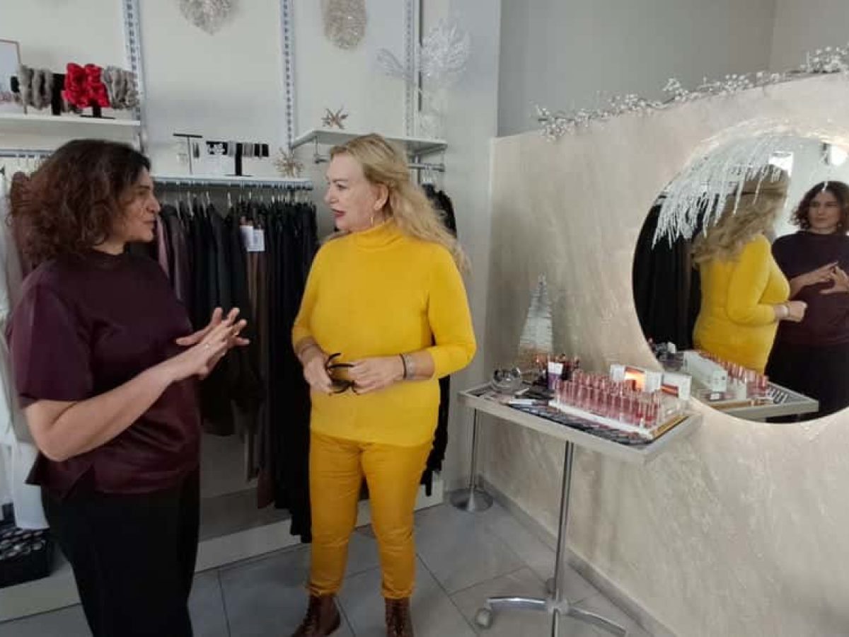 Γιορτινή στάση στο “Club Mode Beauty Salon” στην Κάλυμνο – 33 χρόνια ομορφιάς, δημιουργίας και αγάπης (video)