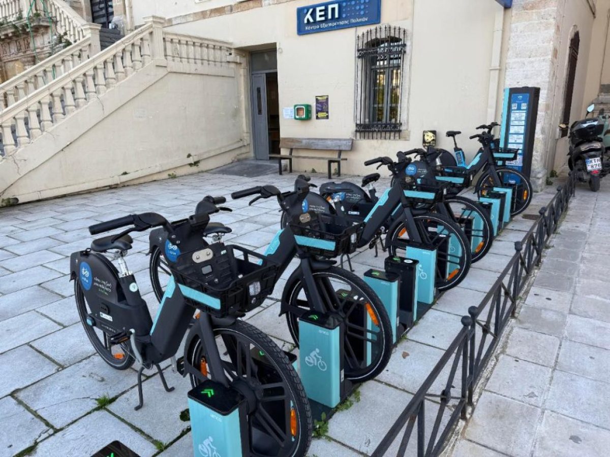 i-bike Chania: Σε πιλοτική εφαρμογή τα νέα ηλεκτρικά κοινόχρηστα ποδήλατα του Δήμου Χανίων