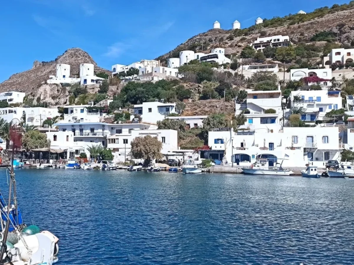 Η Λέρος ανάμεσα στα 15 καλύτερα ελληνικά νησιά που ξεχώρισε το Condé Nast Traveller για το 2026