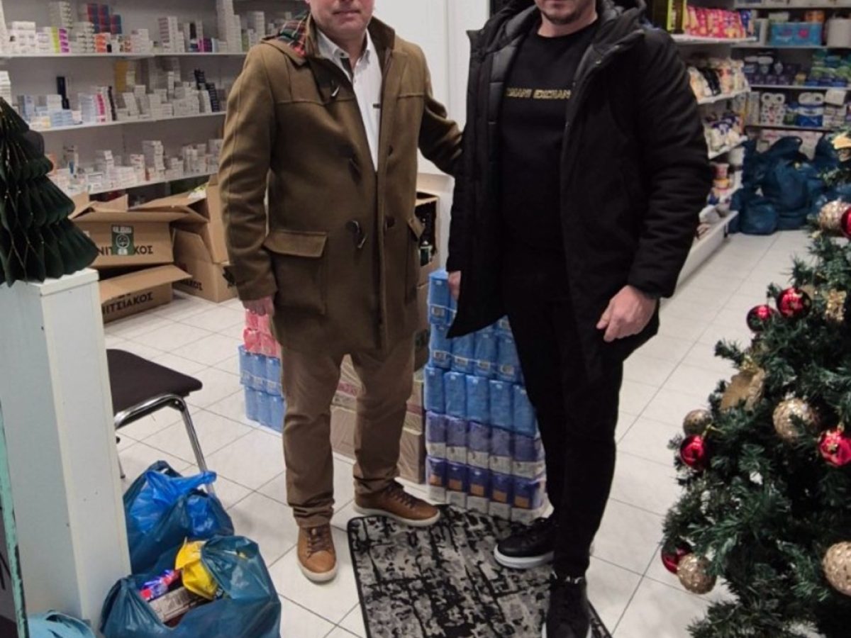 Η Μοτοσυκλετιστική Λέσχη Καλαμπάκας προχώρησε στην προσφορά προϊόντων προς το Κοινωνικό Παντοπωλείο Καλαμπάκας, με σκοπό τη στήριξη των οικογενειών που έχουν ανάγκη