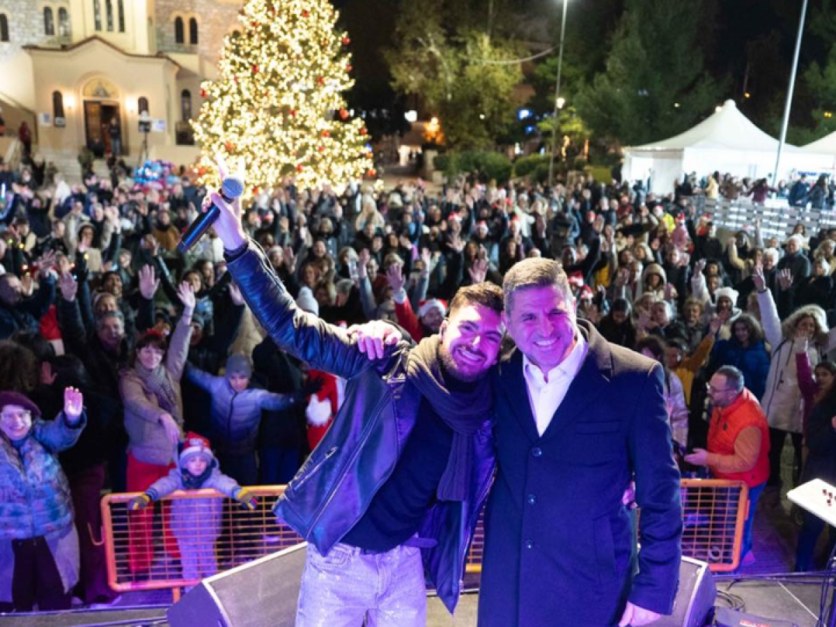 Η Αγία Παρασκευή «Πλημμύρισε» φως και προσφορά – Μια μαγική βραδιά με το Santa Run και τους Prestige