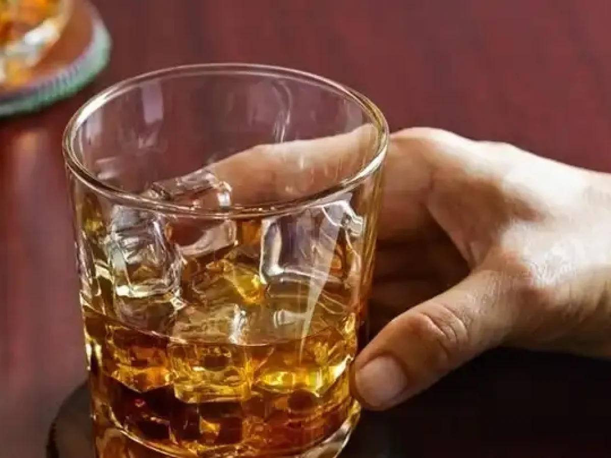 Ιωάννινα: Σύλληψη υπεύθυνου καταστήματος για πώληση αλκοόλ σε ανήλικη