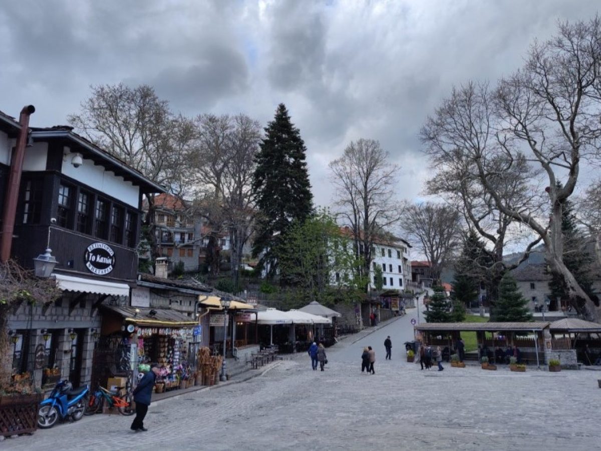 Υποδοχή του 2026 στο Μέτσοβο με μουσική και τοπικά προϊόντα