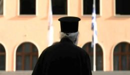 iraklio-43chroni-minii-ierea-gia…-1