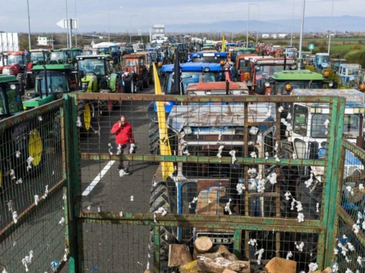 Καρδίτσα: Δύο νέα αγροτικά μπλόκα ανοιχτά από αύριο