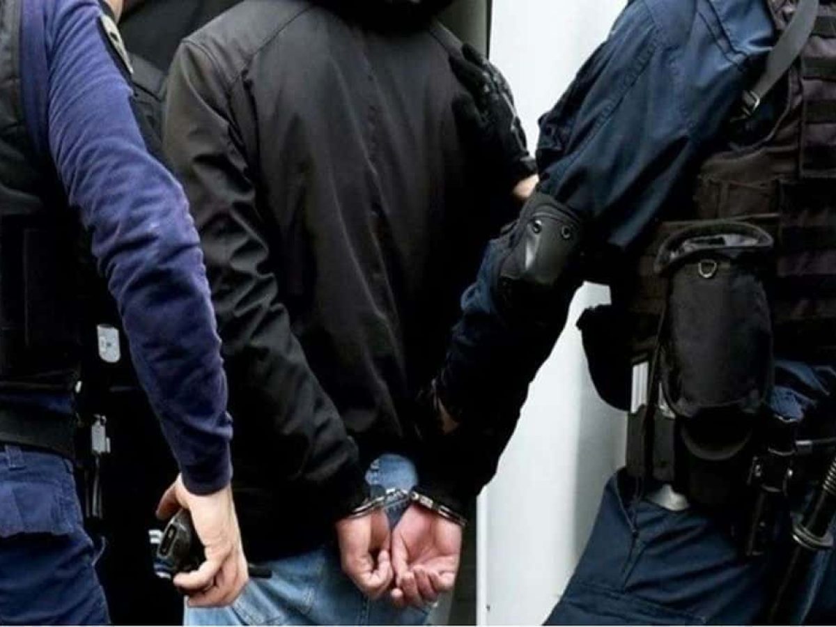 Και στην Κάλυμνο είχε επεκταθεί η δράση 47χρονου που συνελήφθη στη Σάμο – Παρίστανε τον αστυνομικό και υπάλληλο της Βουλής, εξαπατώντας πολίτες.