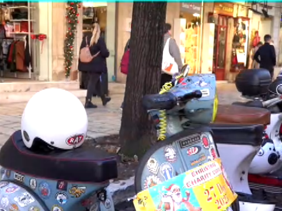 Κέρκυρα: Χριστουγεννιάτικο μπαζάρ από τον σύλλογο βέσπας