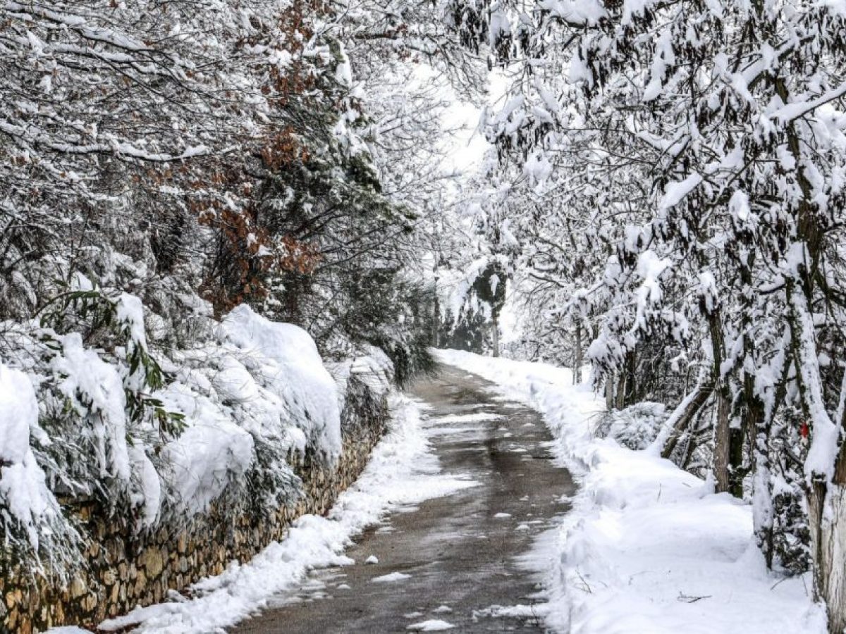 Καιρός: Έρχεται «λευκή» Πρωτοχρονιά με τσουχτερό κρύο – Πού θα χιονίσει το επόμενο 48ωρο