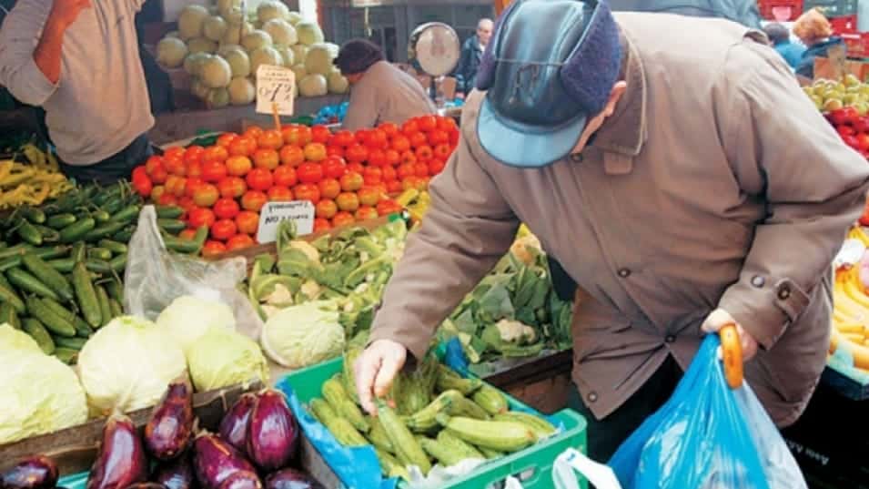 komotini-macherosan-gineka-stin-laiki