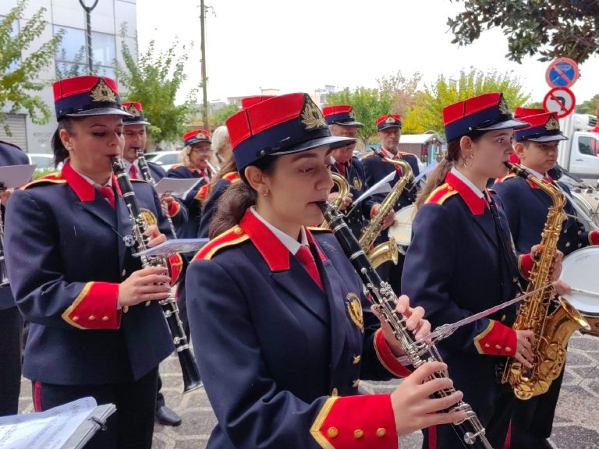 Κόρινθος:Η δημοτική φιλαρμονική έψαλε τα κάλαντα στη δημοτική αρχή -Ευχές Δημάρχου και Αντιδημάρχων  (video-φώτο)