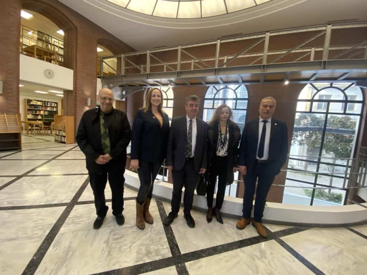 Κόσμημα η πανεπιστημιακή βιβλιοθήκη – Ανοιξε επιτέλους τις πόρτες της μετά από 2,5 χρόνια