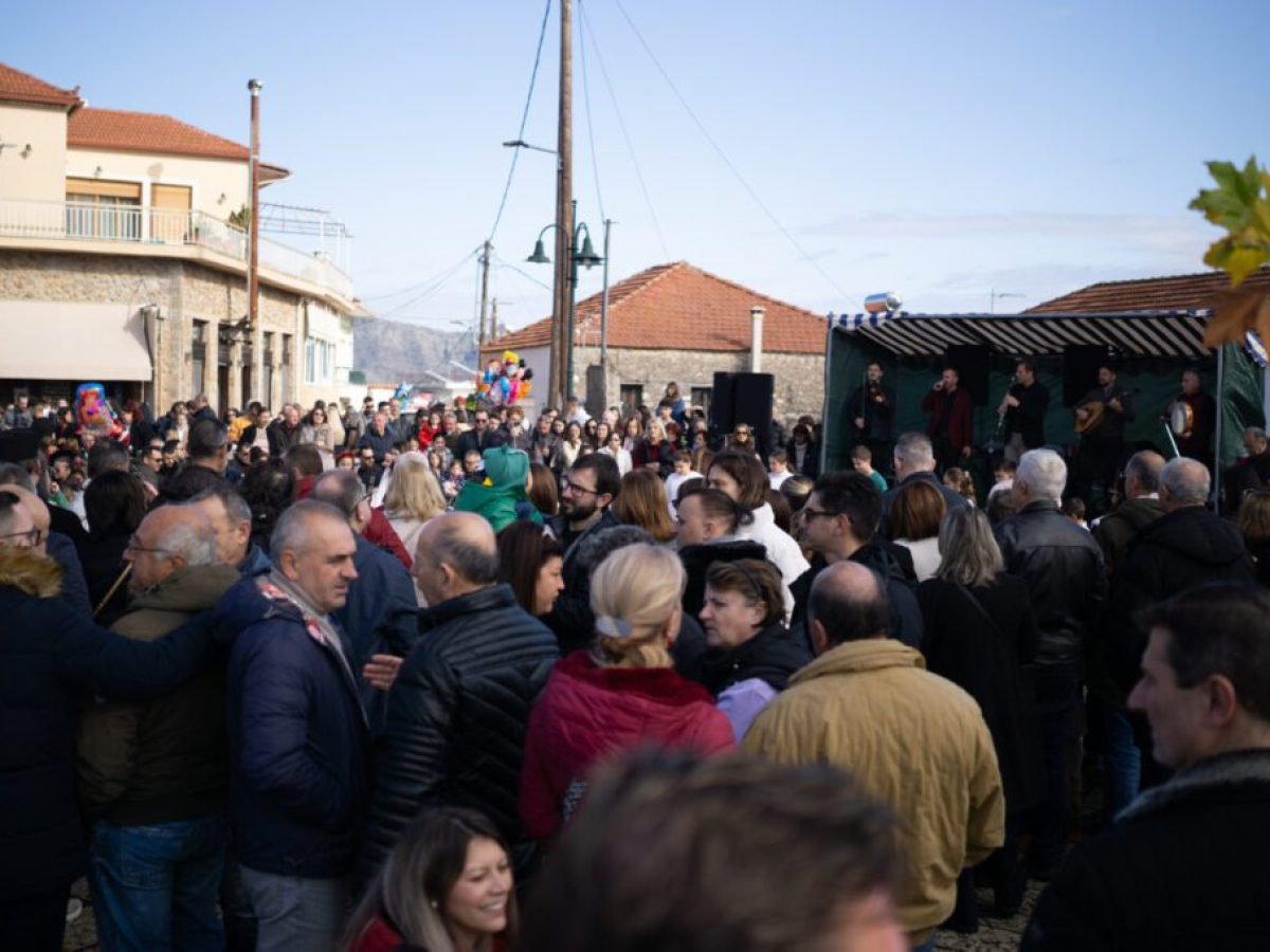 Κοσμοσυρροή στην γιορτή τσιγαρίδας στις Φυτείες Ξηρομέρου