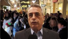 kostas-tzioumis-kanoume-tin-tripoli