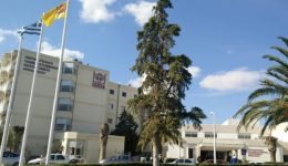 kriti-ektos-litourgias-to-Pet