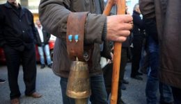 kriti-simera-anamenete-i-katathesi-2