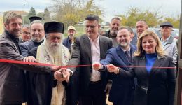 lampra-egkenia-gia-to-neo