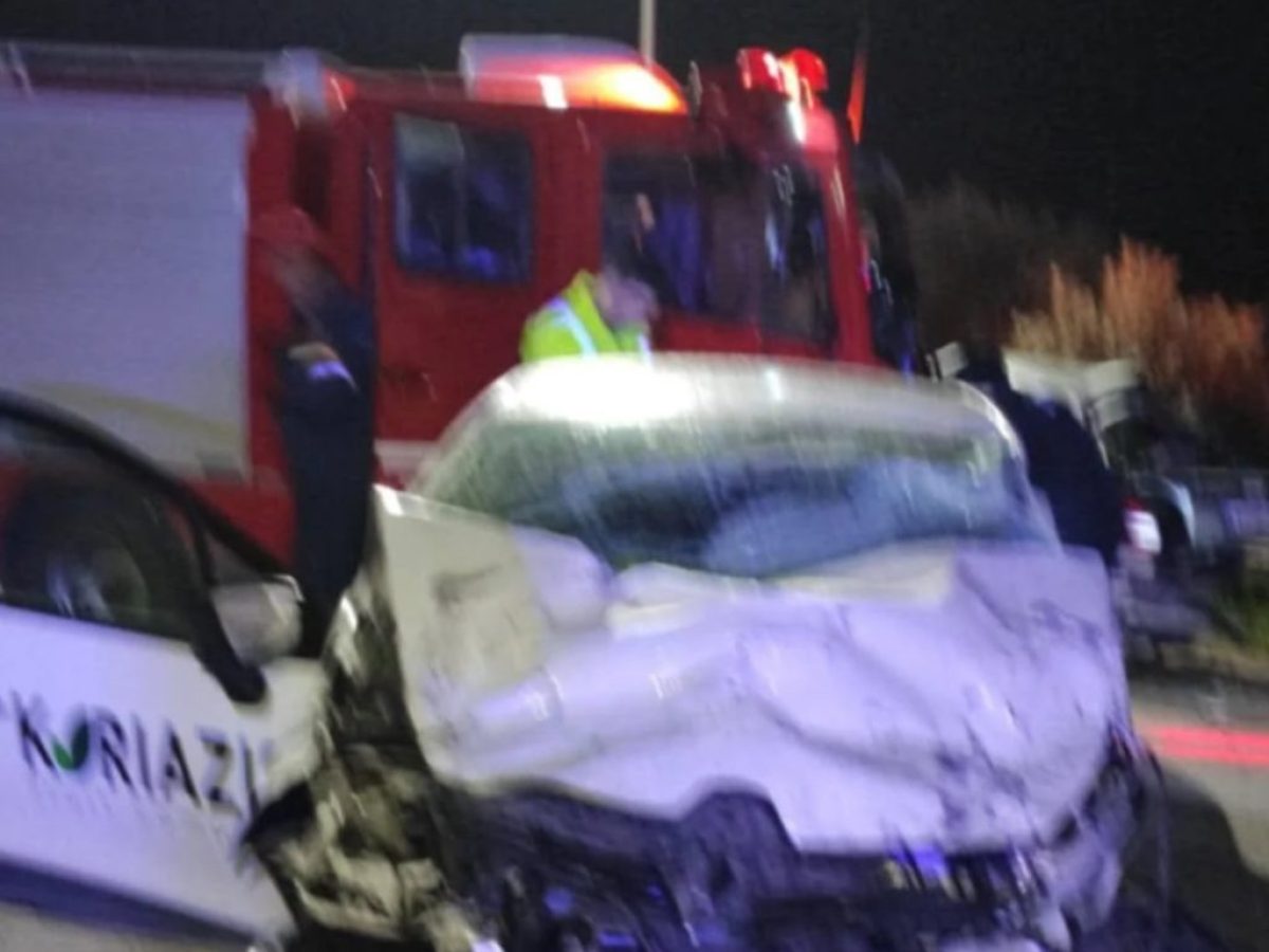 Λάππα Αχαΐας: Ένας νεκρός από το τροχαίο- Βαριά τραυματισμένοι οι άλλοι δύο Ρομα- Επεισόδια στο σημείο από τους συγγενείς