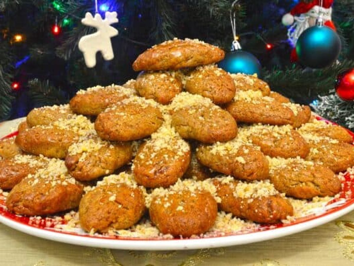 Λέσβος: Μελομακάρονα της κυρα Αφροδίτης από το Καγιάνι