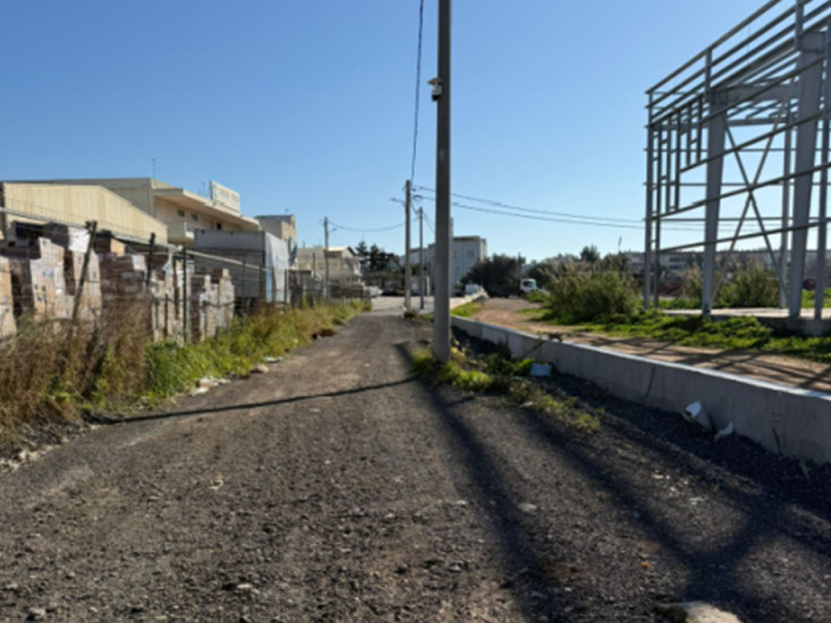 Λυκόβρυση Πεύκη:  Προχωρά η διάνοιξη και ασφαλτόστρωση των οδών γύρω από το ημιτελές κλειστό γυμναστήριο Λυκόβρυσης