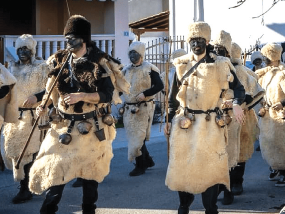 Με ενδιαφέρον και φέτος αναμένεται στην Καλλίφυτο το δρώμενο των Μωμόγερων