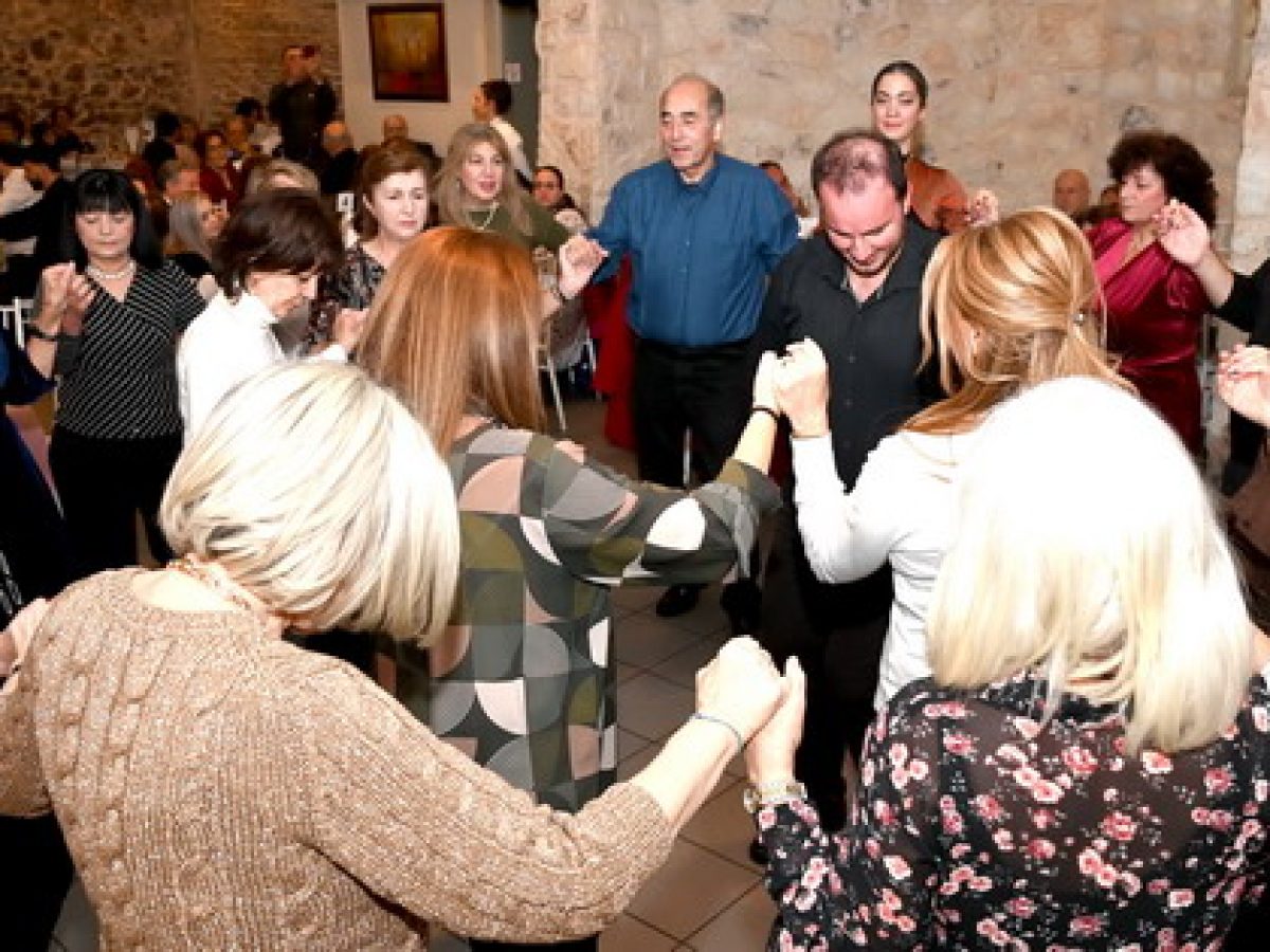 Με επιτυχία η Εορταστική Συνεστίαση της Ενορίας του Ι.Ν. Μεταμορφώσεως Σωτήρος Μοσχάτου (εικόνες)