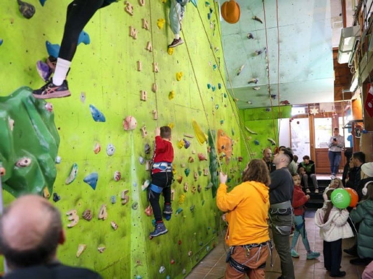 Με μεγάλη επιτυχία και συμμετοχή ολοκληρώθηκε η δράση «Γνωρίζω την Αναρρίχηση» του Δήμου Μετεώρων στον Μύλο των Ξωτικών