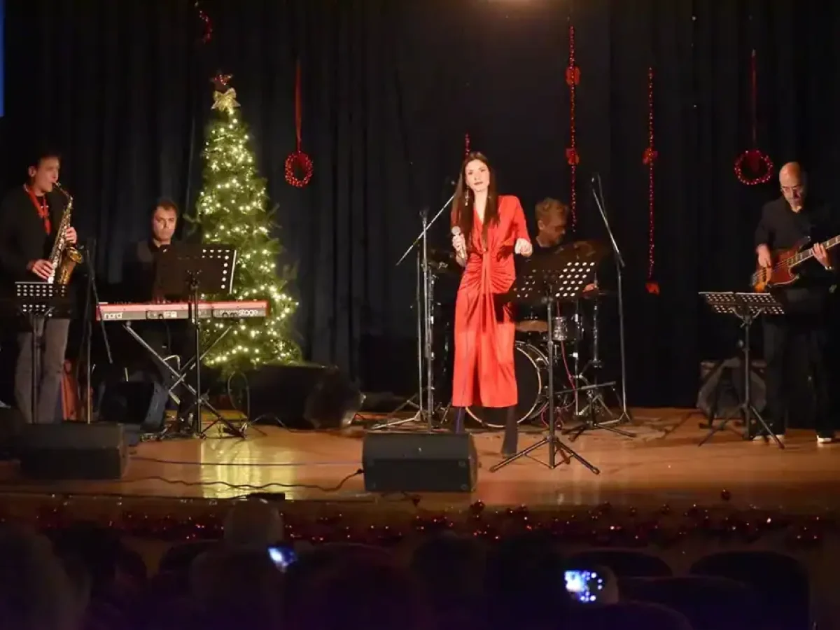 Με συναυλία συνεχίστηκαν οι Χριστουγεννιάτικες εκδηλώσεις του Δήμου Φλώρινας